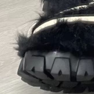 Dames Zwarte Vachtlaarzen met  - Street Fashion Y2K recensie en prijs